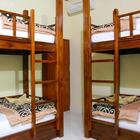 Medal Jaya Hostel & Room 누사 렘봉안 외부 사진